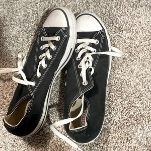 Black converse